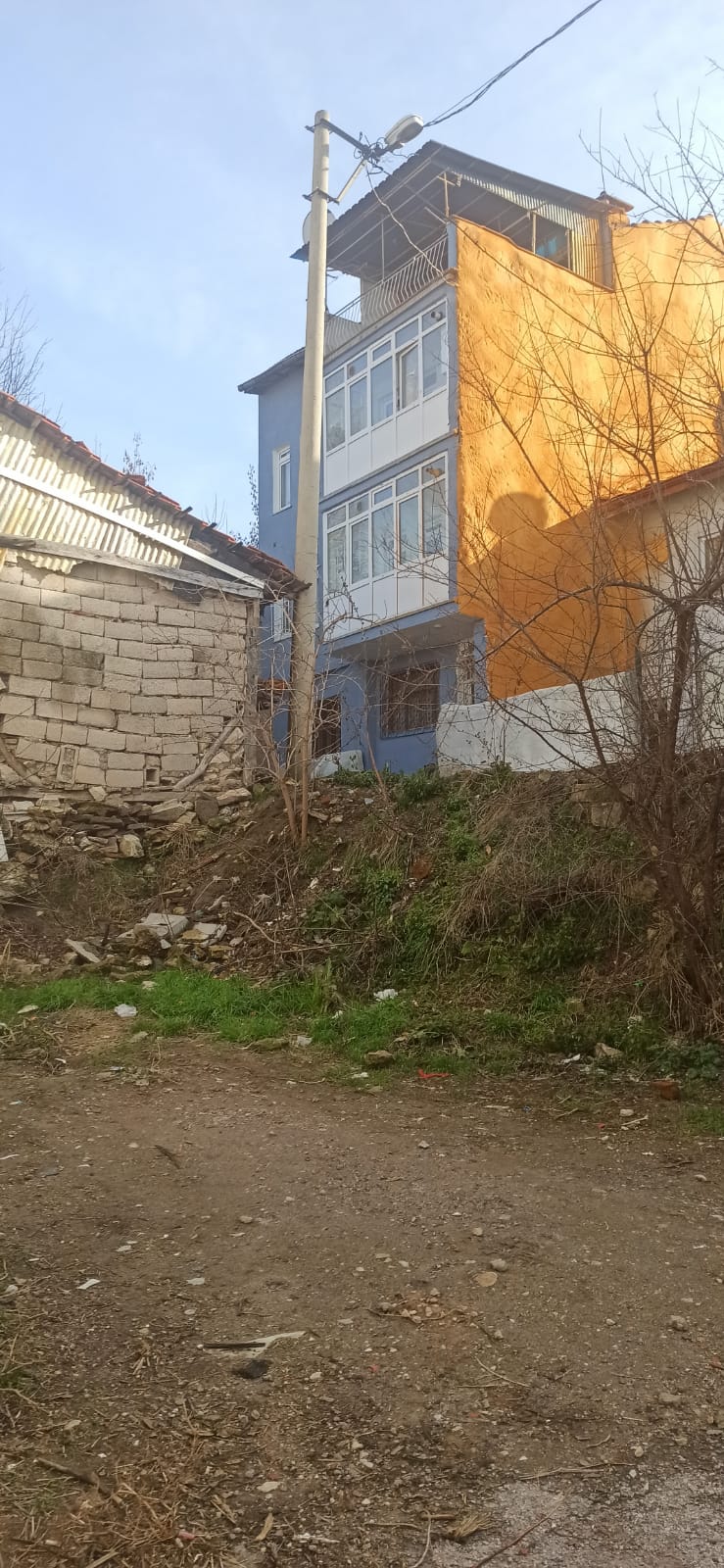 KÜTAHYA MERKEZ GAZİ KEMAL MAH. KONUT İMARLI SATILIK ARSA  - KÜTAHYA MERKEZ fotoğraf 4